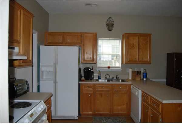 3593 Walkers Ferry Ln, Johns Island, SC 29455