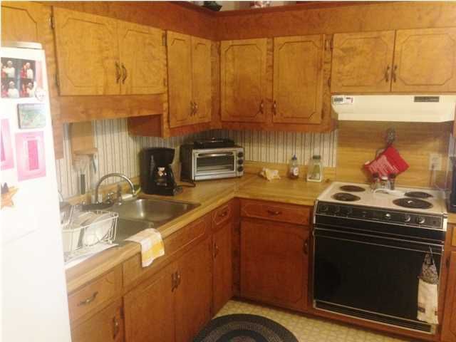 521 Division St, Moncks Corner, SC 29461