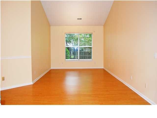 8526 Stonebridge Dr, North Charleston, SC 29420