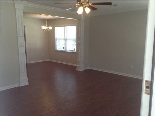 7697 Kings Grant Ln, North Charleston, SC 29420