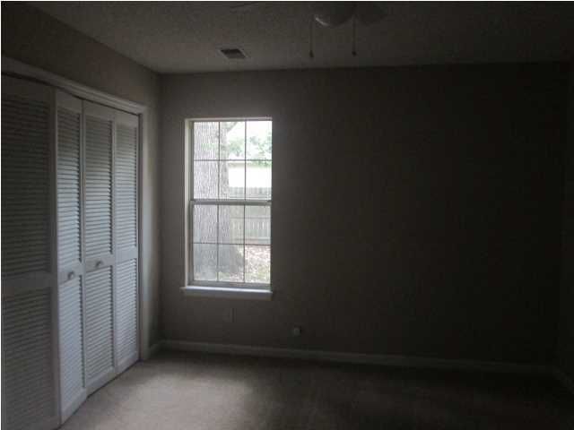 218 White Church Ln, Summerville, SC 29485