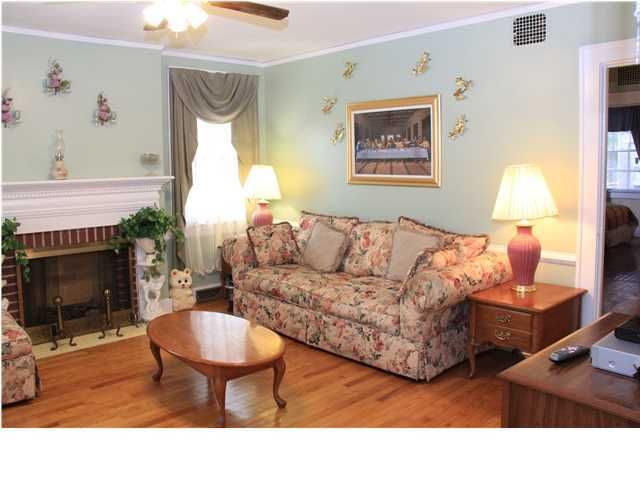 43 Gordon St, Charleston, SC 29403