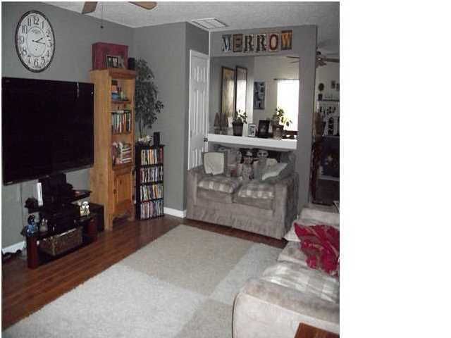 193 Wildberry Ln, Goose Creek, SC 29445
