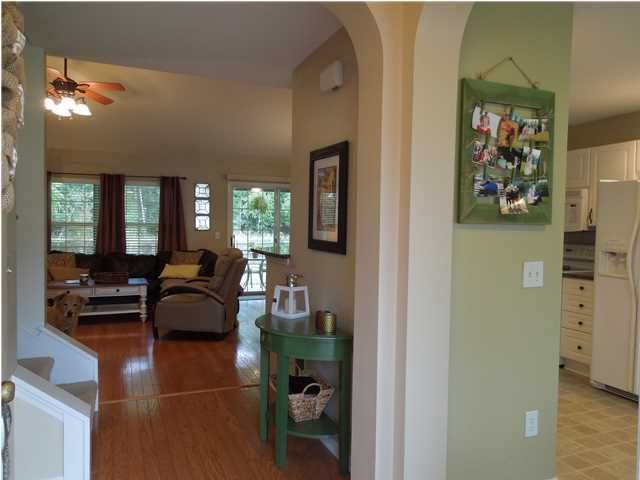 1483 Coopers Hawk Dr, Hanahan, SC 29410