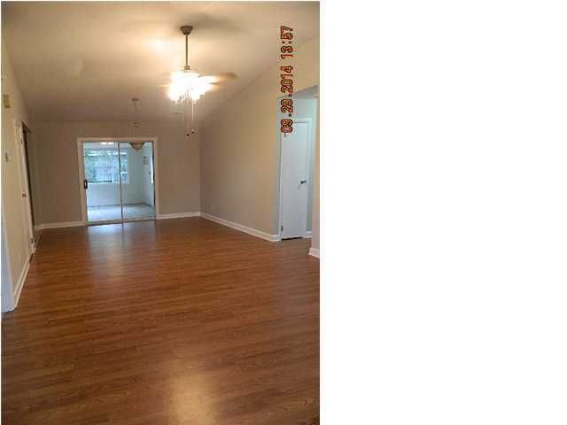 135 Heather Dr, Summerville, SC 29483