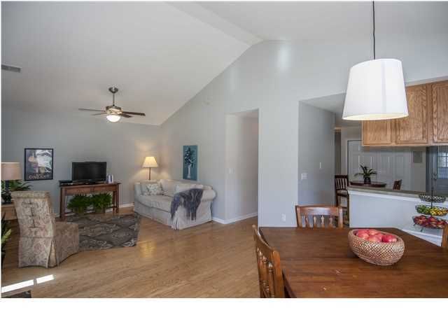 1132 Peninsula Cove Dr, Charleston, SC 29492