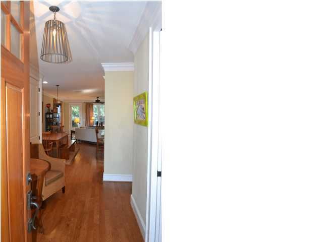 835 Mccants Dr, Mount Pleasant, SC 29464