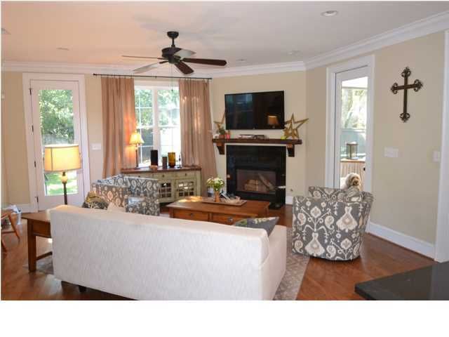 835 Mccants Dr, Mount Pleasant, SC 29464