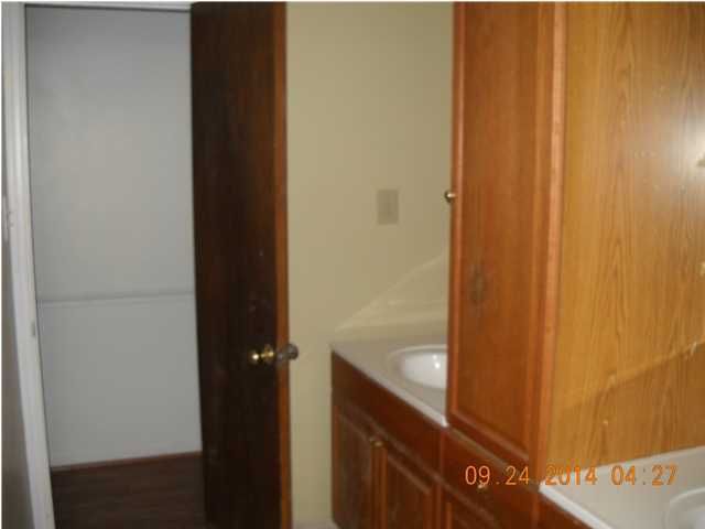 114 Center St, Moncks Corner, SC 29461