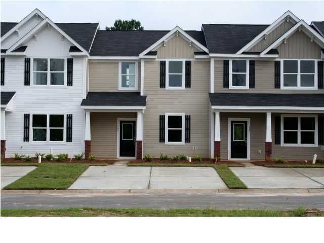 145 Hidden Palms Blvd, Summerville, SC 29483
