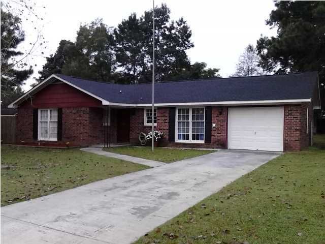 118 Wappoolah Dr, Summerville, SC 29483