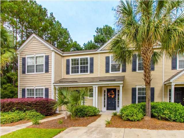 1110 Island Club Dr, Charleston, SC 29492