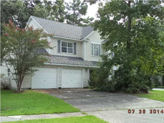 100 Golding Ln, Goose Creek, SC 29445