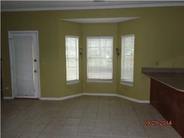 100 Golding Ln, Goose Creek, SC 29445