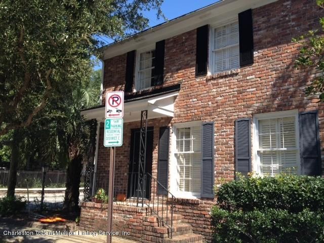 2 Gadsden #D, Charleston, SC 29401