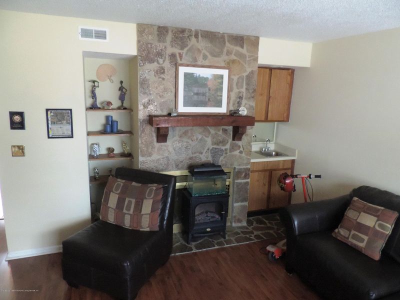 7819 Sandida Ct, North Charleston, SC 29418