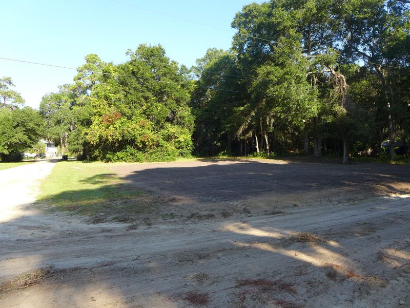 1907 Lee St, Edisto Beach, SC 29438
