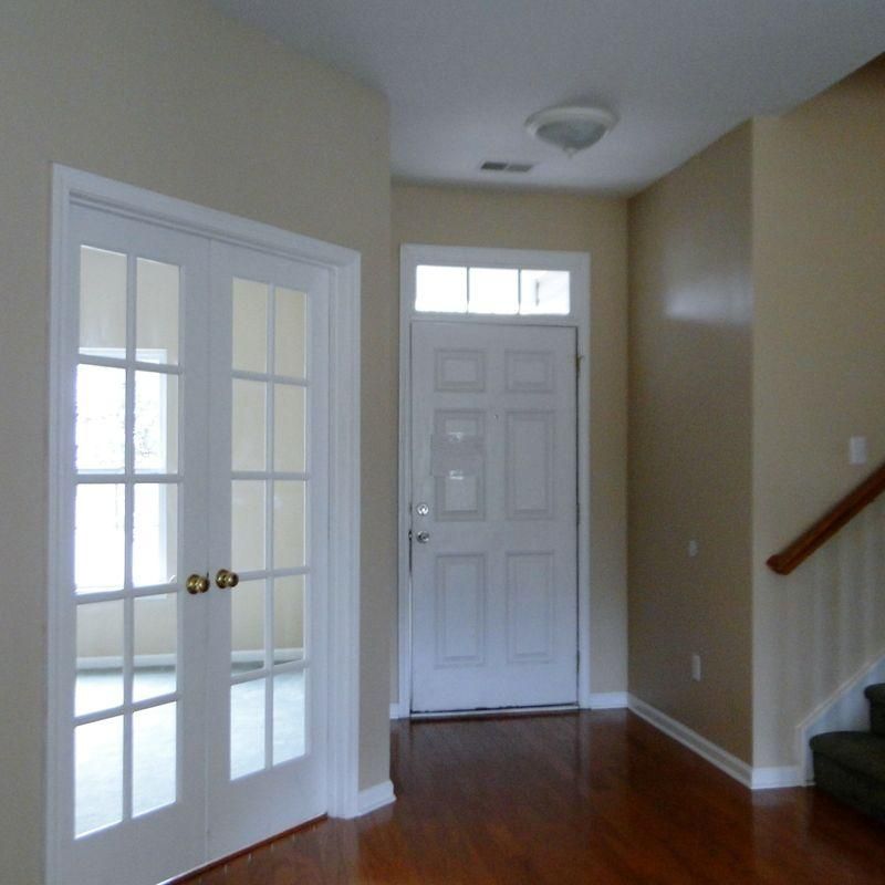 7549 Hawks Cir, Hanahan, SC 29410