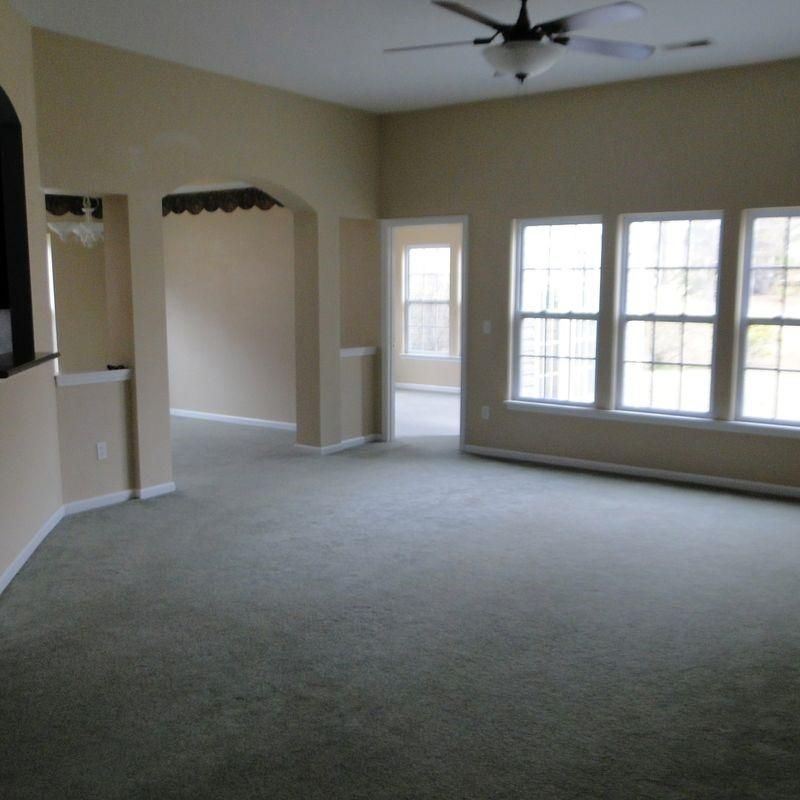 7549 Hawks Cir, Hanahan, SC 29410
