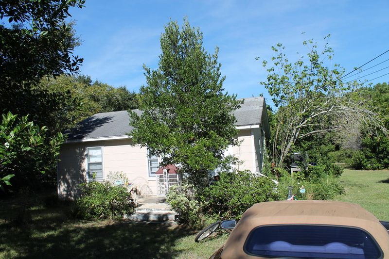 2256 Myrtle Ave, Sullivans Island, SC 29482