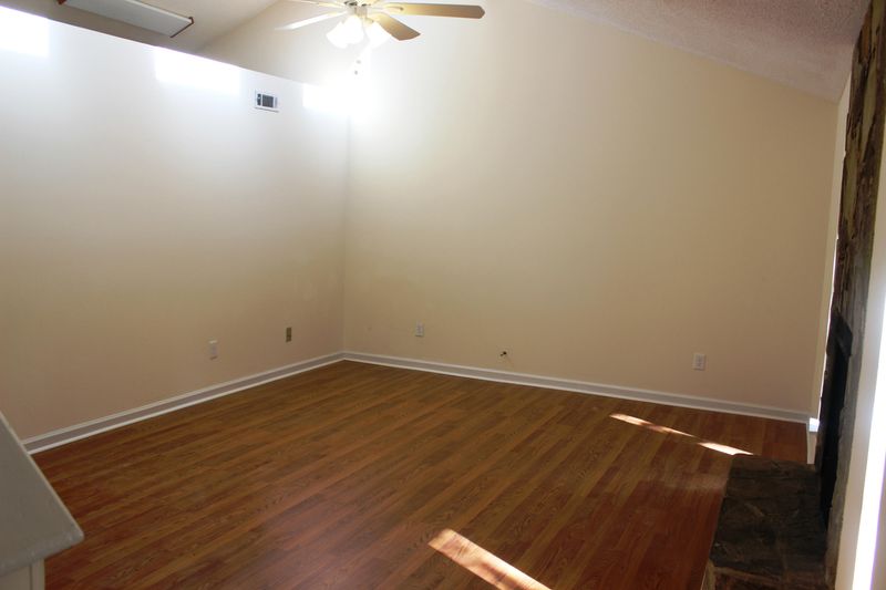 111 Bridgecreek Dr, Goose Creek, SC 29445