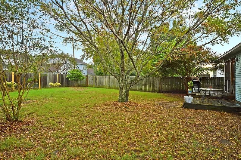 8608 Bentwood Dr, North Charleston, SC 29406