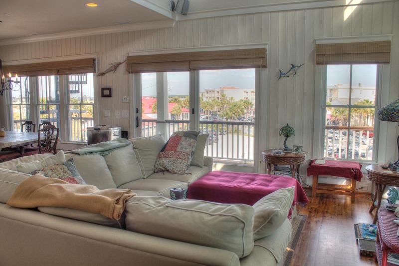 11 J C Long Blvd, Isle Of Palms, SC 29451