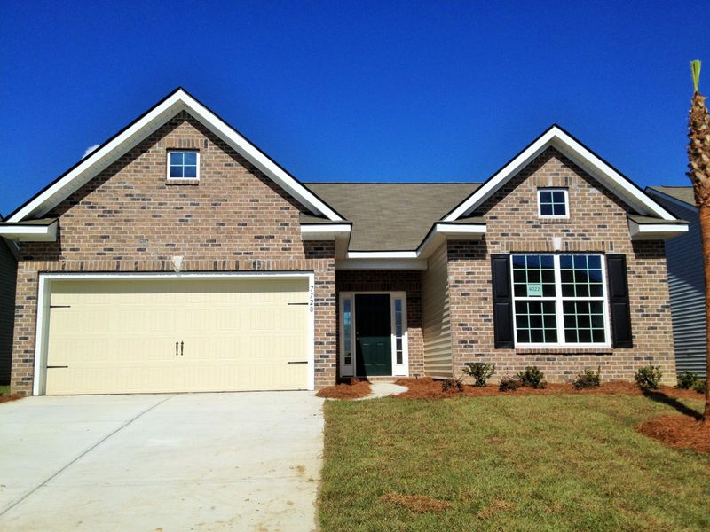 7728 Kinston St, North Charleston, SC 29418