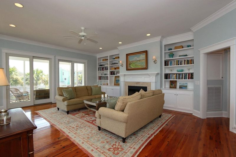 3013 Brownell Ave, Sullivans Island, SC 29482