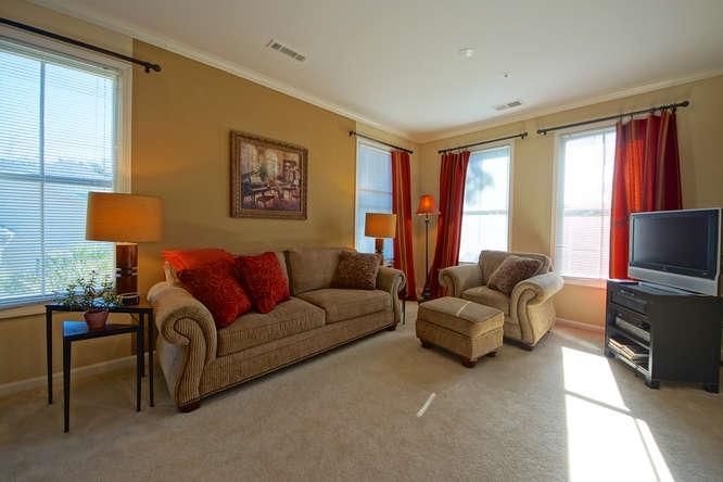 260 Seven Farms Dr #301, Daniel Island, SC 29492