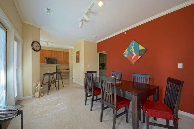 260 Seven Farms Dr #301, Daniel Island, SC 29492