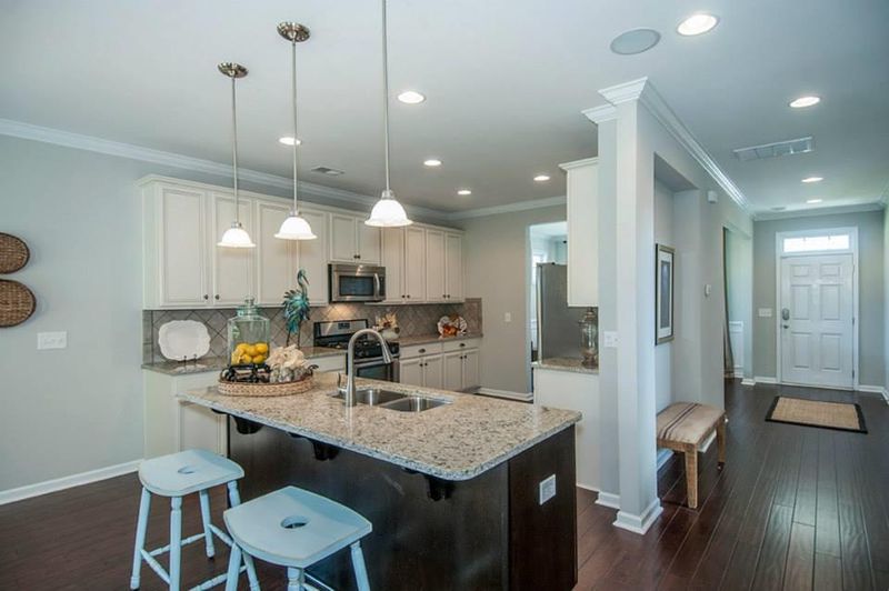 8105 Emerald Fern Dr, North Charleston, SC 29406