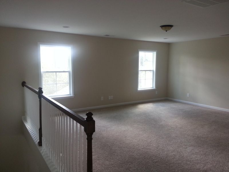 303 Whispering Breeze Ln, Summerville, SC 29483