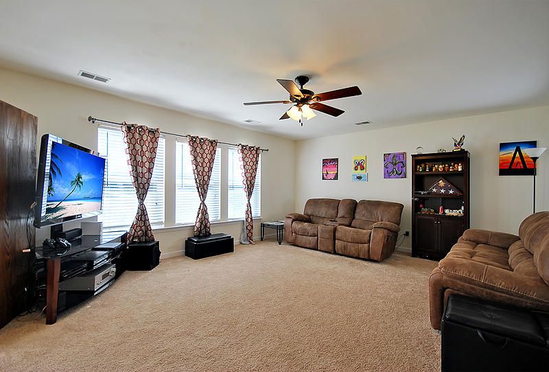 113 Graduate Ln, Ladson, SC 29456
