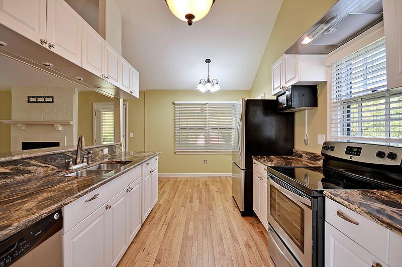 2538 Flamingo, Charleston, SC 29414