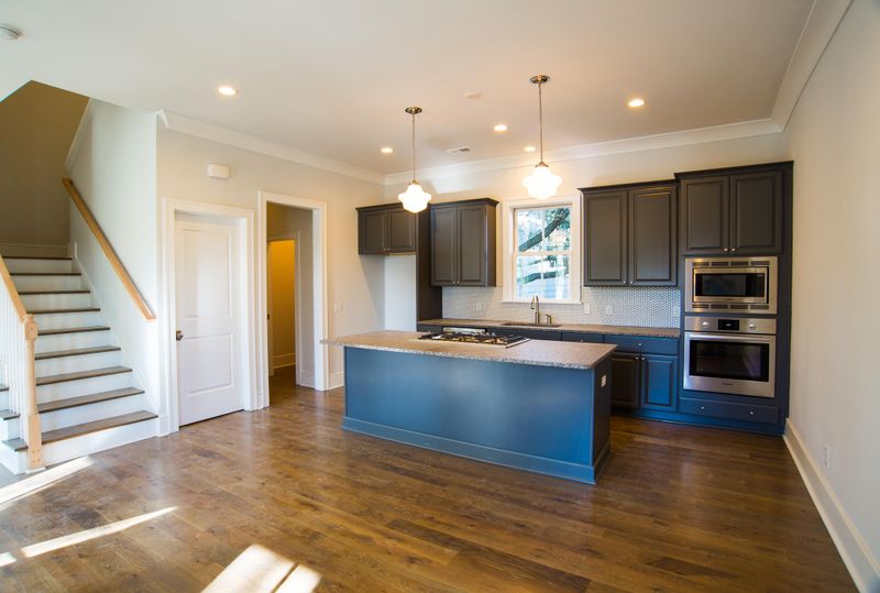 26 Smith St #B, Charleston, SC 29401