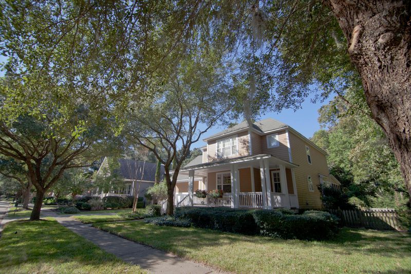 110 Scott St, Charleston, SC 29492