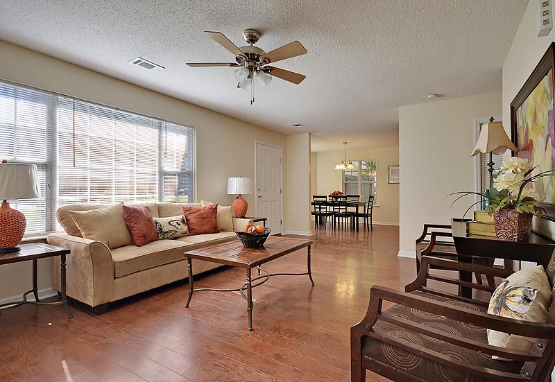 2892 Salamander Creek Ln, North Charleston, SC 29406