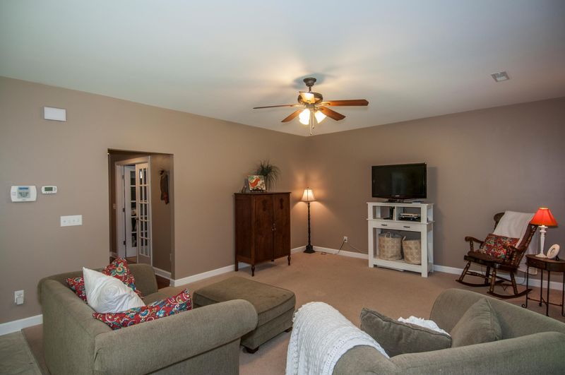 1920 Chestnut Oak Ln, Charleston, SC 29414