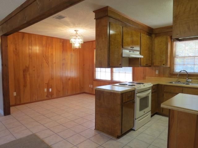 4497 Jenwood St, Ladson, SC 29456