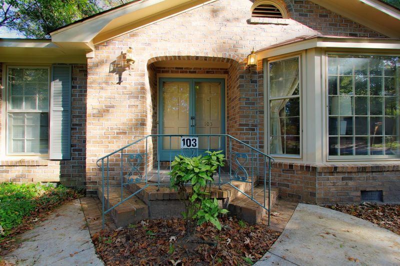 103 Heritage St, Summerville, SC 29485
