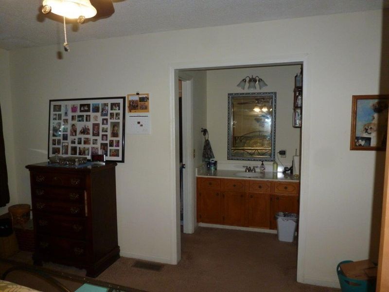 927 Yorktown Dr, James Island, SC 29412