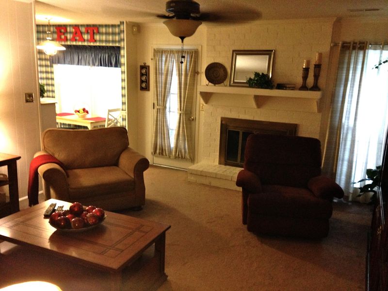160 Foxborough Rd, Goose Creek, SC 29445