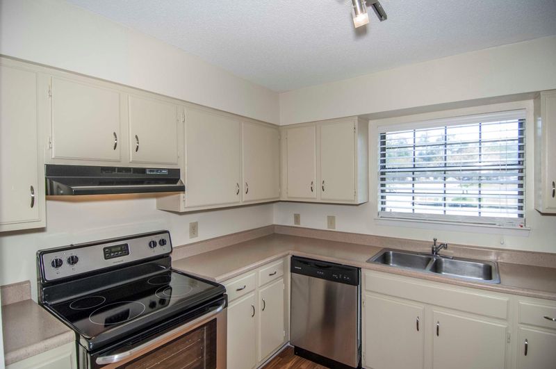 2362 Parsonage Rd #4d, Charleston, SC 29414