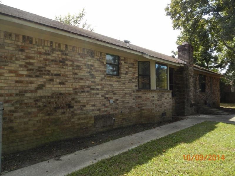 401 Hunt Ct, Goose Creek, SC 29445