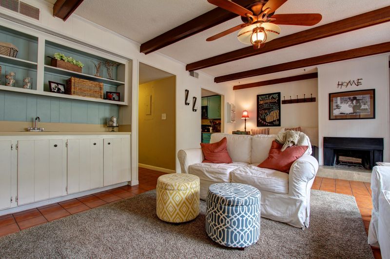 2919 Barrington Ln, Charleston, SC 29414