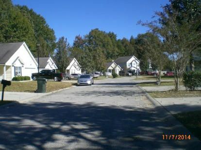 1305 Pinethicket Dr, Summerville, SC 29483