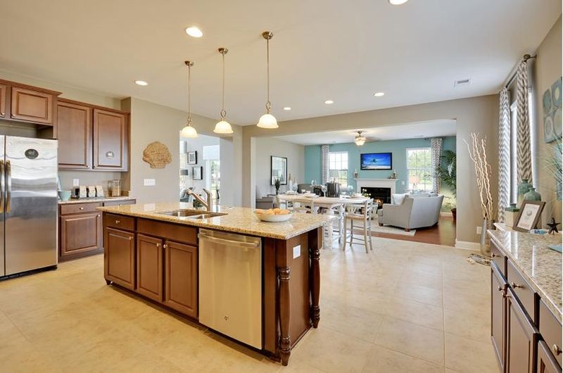 1154 Moss Grove Dr, Moncks Corner, SC 29461