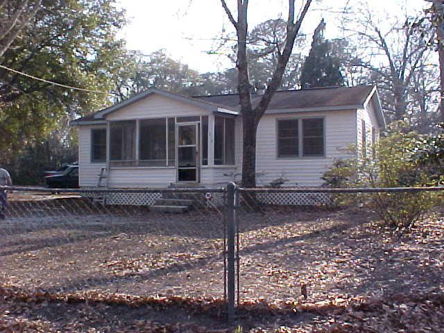 212 Tupalo Dr, Summerville, SC 29483