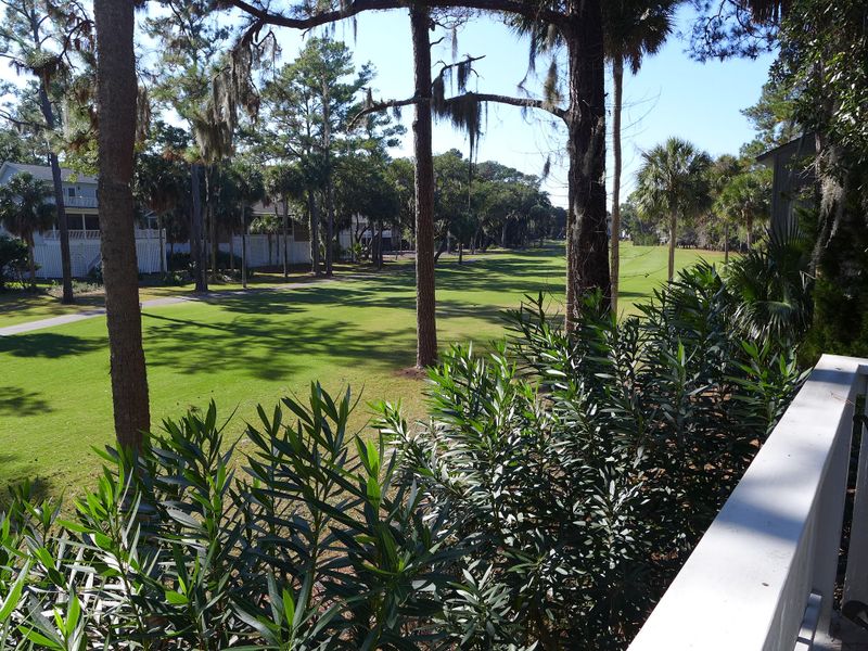 288 Driftwood Ln, Edisto Beach, SC 29438